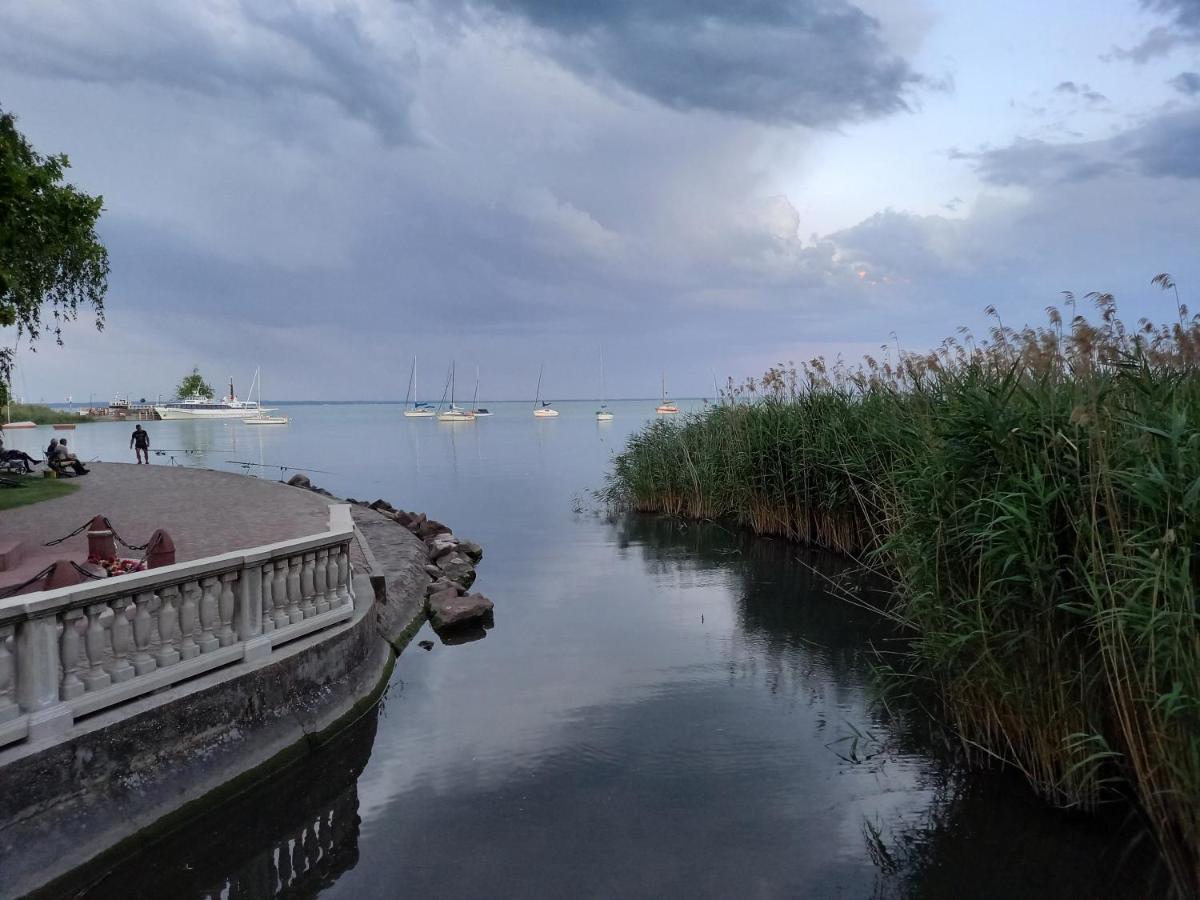 Malibu Apartment Balaton North Balatonalmádi Zewnętrze zdjęcie
